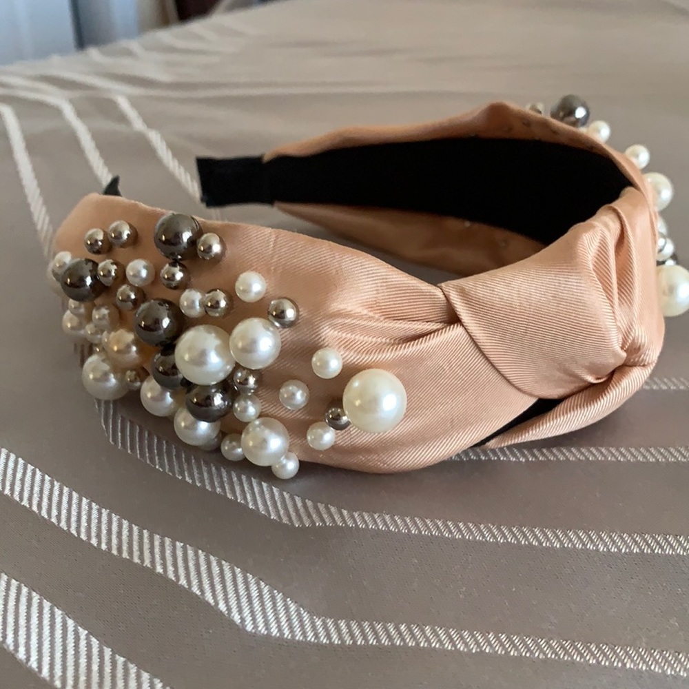 Pearl headband